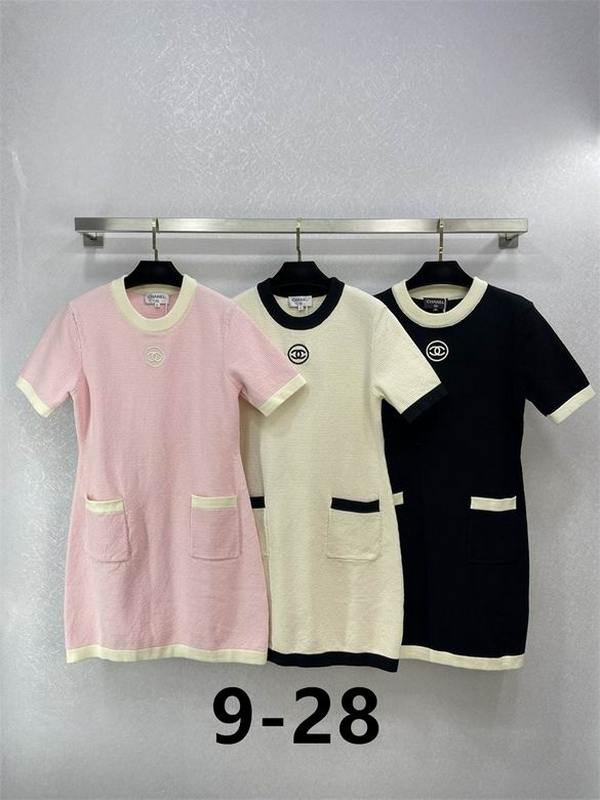 Chanel Women's Dress 55